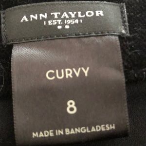 “Velvety” Ann Taylor great jeans!